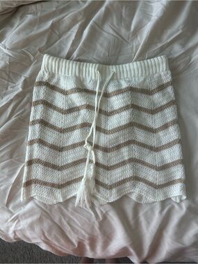 White and Tan Chevron Knit Mini Skirt